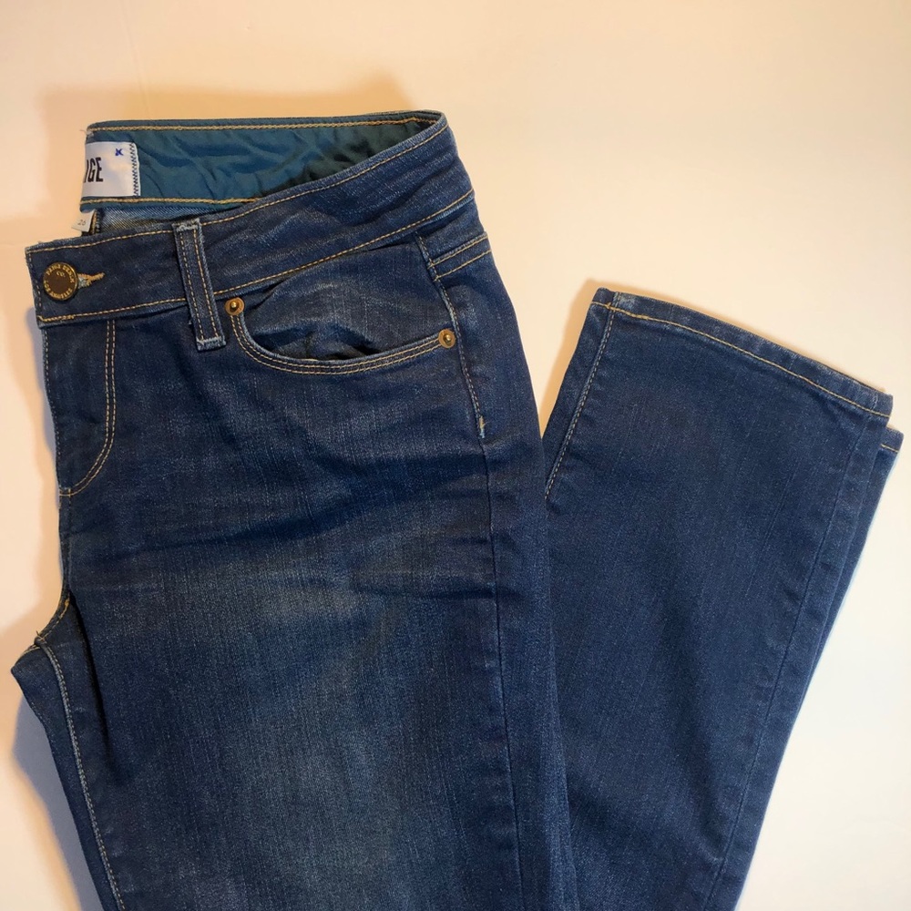 PAIGE Dark Blue Wash Jeans Size 26